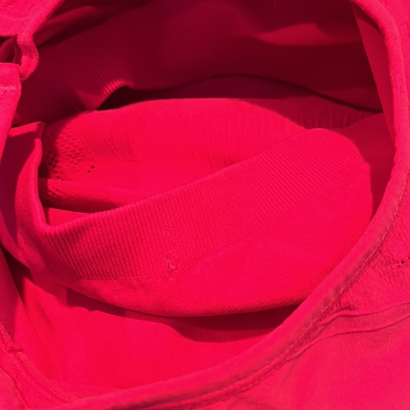 NWOT, Nux, Womens, Athletic Tank, built-in shelf bra, textured side detail - Picture 7 of 7